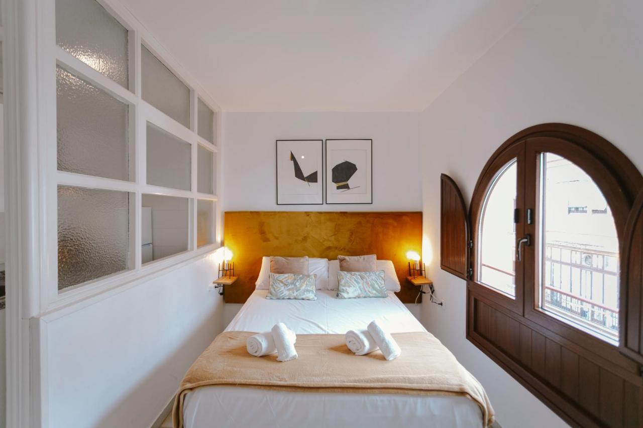 Complete Studio With Terrace - 1Bth- La Giralda Διαμέρισμα Σεβίλλη Εξωτερικό φωτογραφία