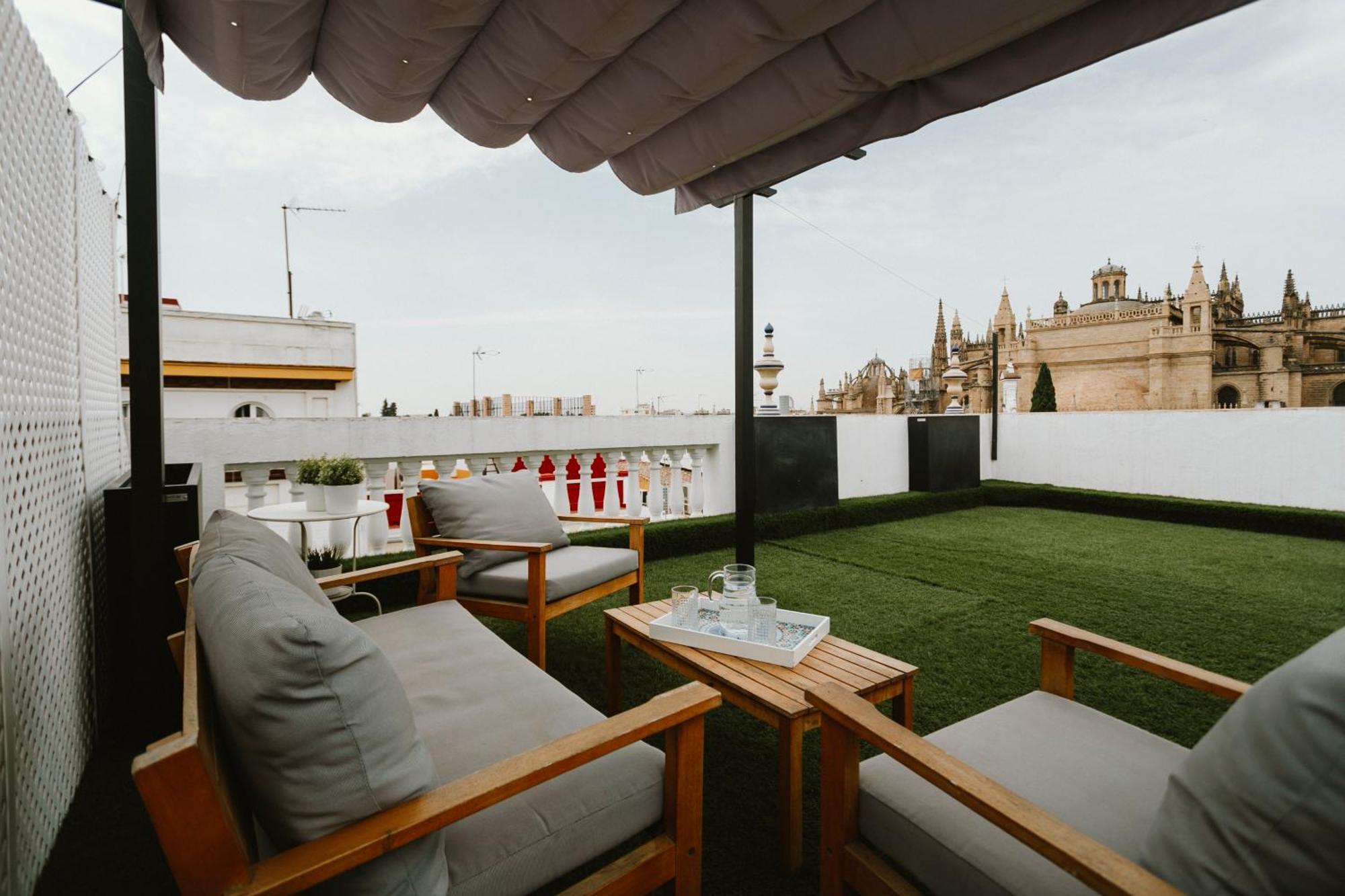 Complete Studio With Terrace - 1Bth- La Giralda Διαμέρισμα Σεβίλλη Εξωτερικό φωτογραφία